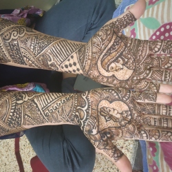 Unnati Mehendi Artist and Clas