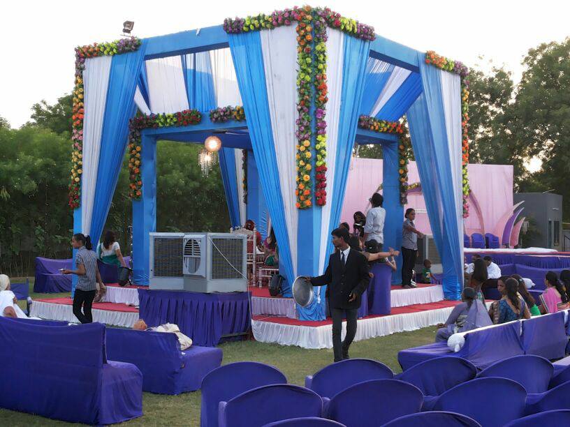 Jalsa Party Plot
